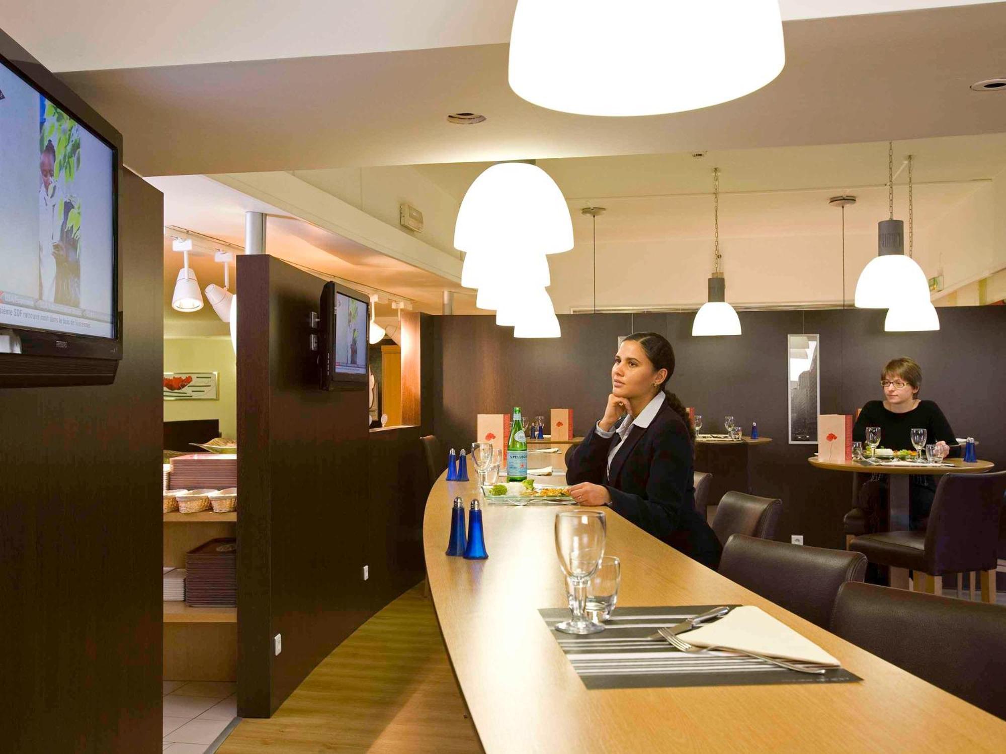 Ibis Paris Le Bourget Hotell La Courneuve Eksteriør bilde
