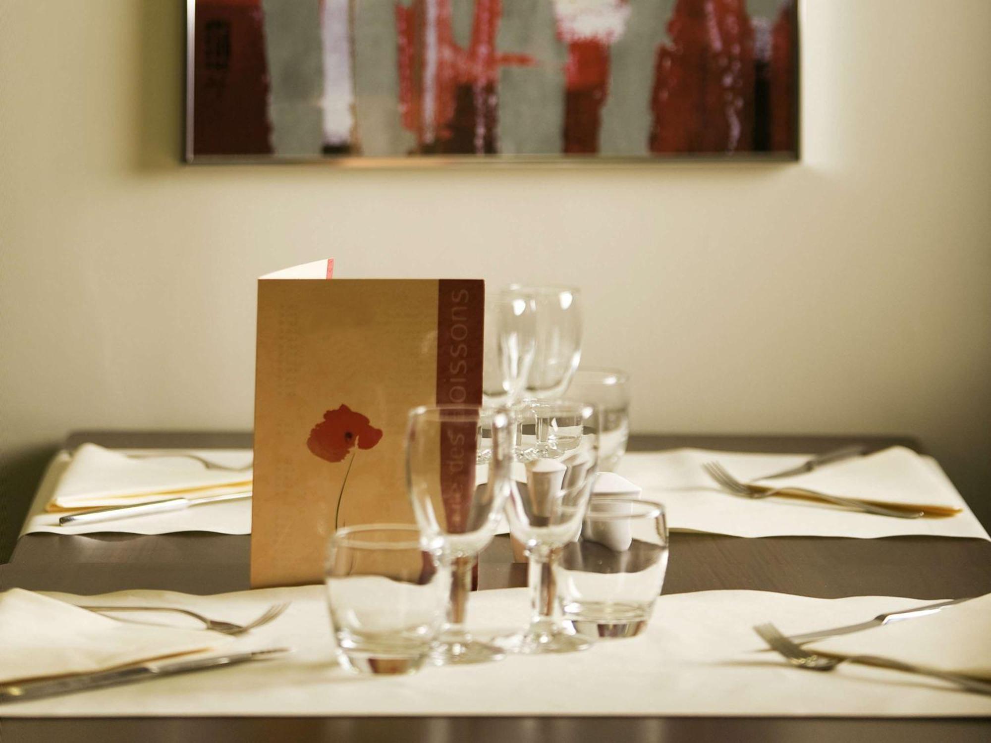 Ibis Paris Le Bourget Hotell La Courneuve Eksteriør bilde