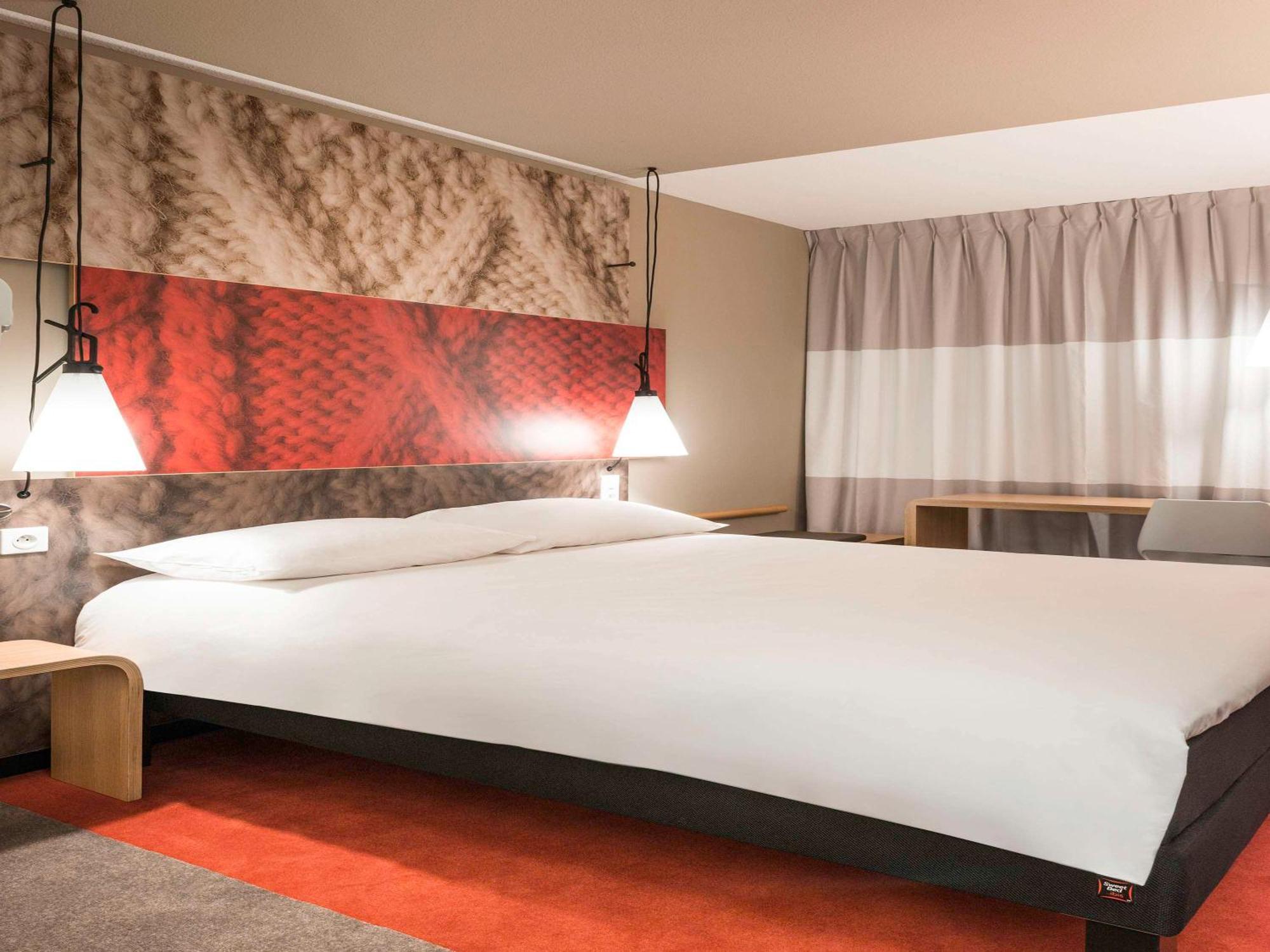 Ibis Paris Le Bourget Hotell La Courneuve Eksteriør bilde