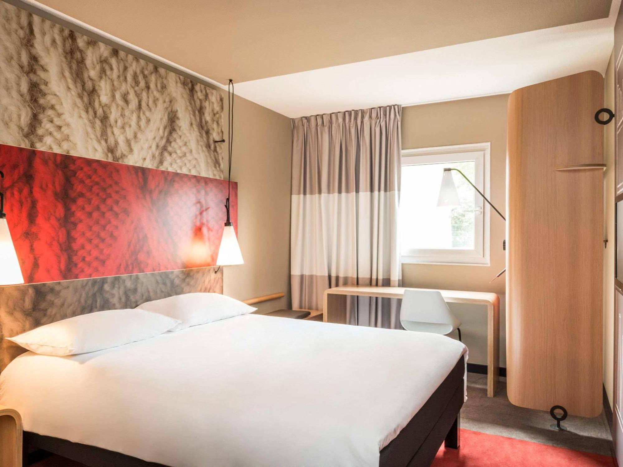 Ibis Paris Le Bourget Hotell La Courneuve Eksteriør bilde