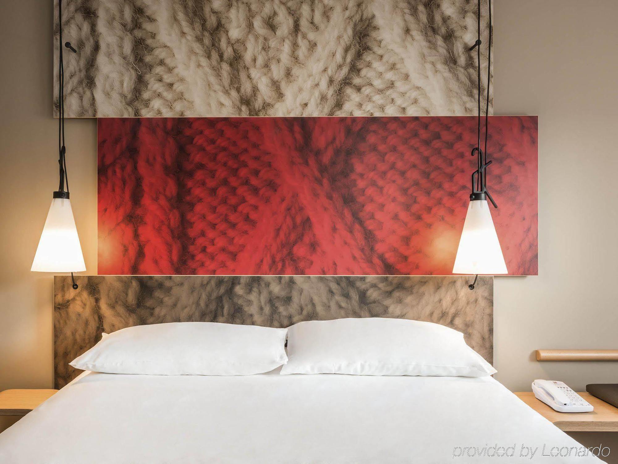Ibis Paris Le Bourget Hotell La Courneuve Eksteriør bilde